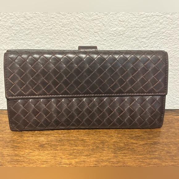Bottega Veneta Dark Brown Woven Wallet EUC - Picture 9 of 15
